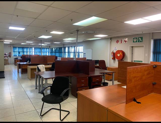 9,000M² WAREHOUSE TO LET IN EASTGATE